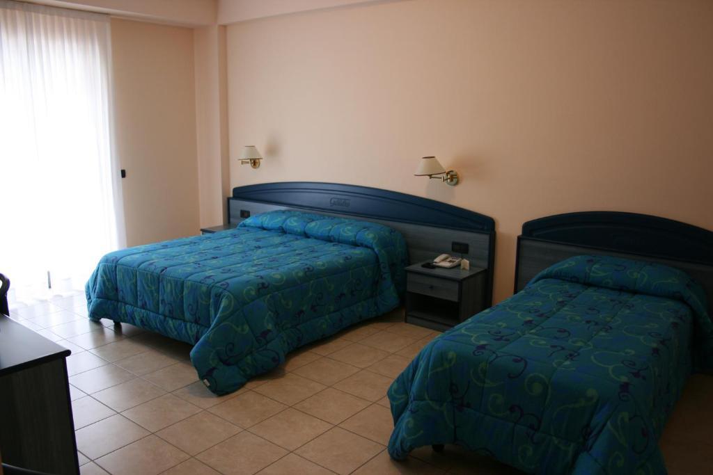 Hotel Gaudio Longobardi 部屋 写真